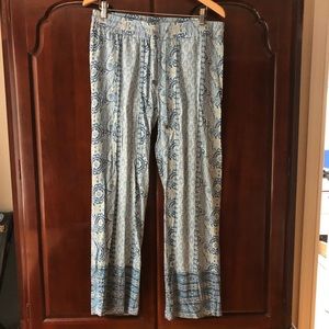 Women’s medium pants